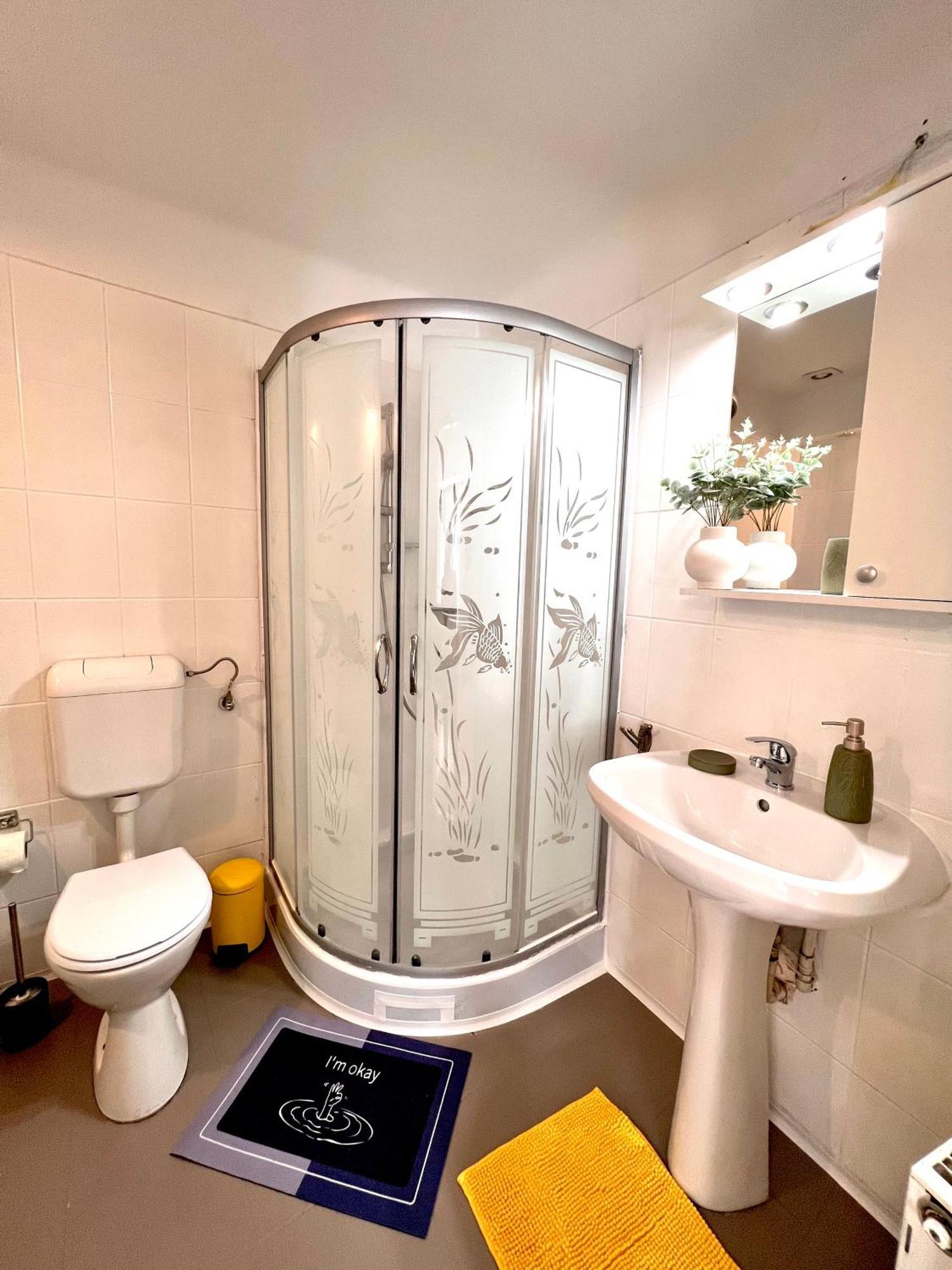 Old Town City Center Apartments Braşov Esterno foto